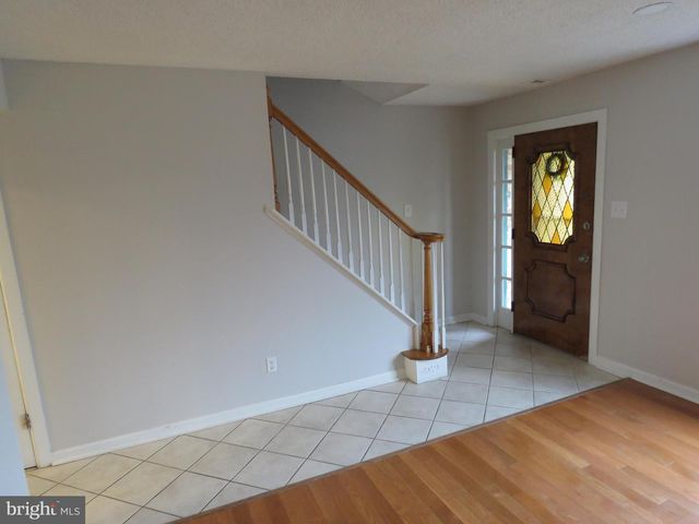 6240 PATRICK HENRY CT, Bensalem, PA 19020