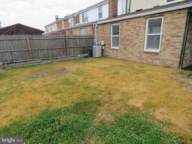 6240 PATRICK HENRY CT, Bensalem, PA 19020