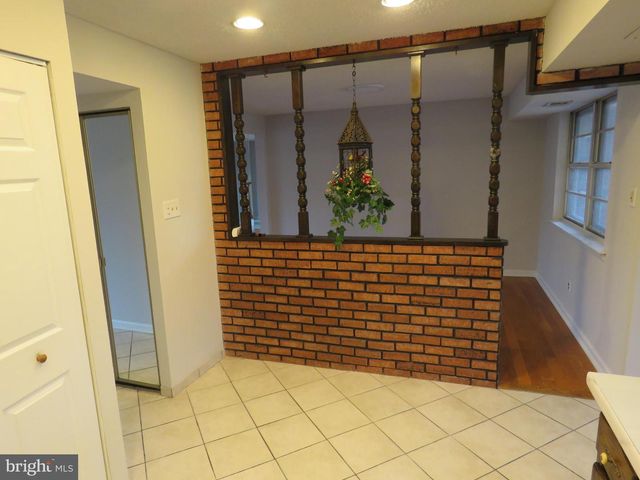 6240 PATRICK HENRY CT, Bensalem, PA 19020