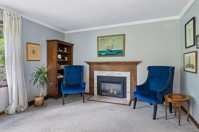 682 O'Neil Road, Hudson, WI 54016
