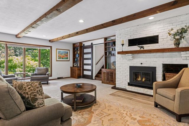 682 O'Neil Road, Hudson, WI 54016