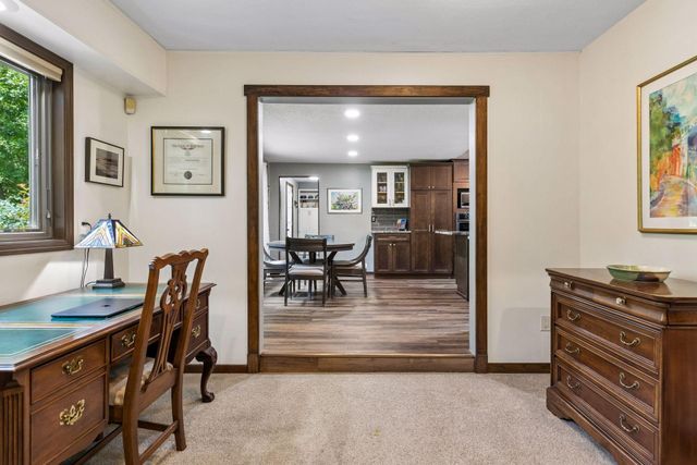 682 O'Neil Road, Hudson, WI 54016