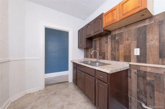 3235 Monterey Street, Detroit, MI 48206