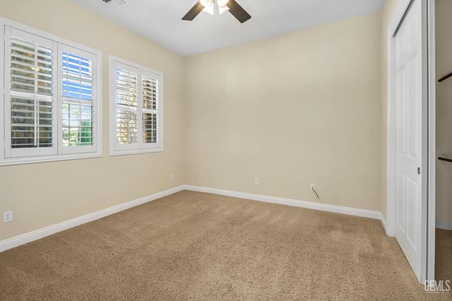 10200 Barnes Drive, Bakersfield, CA 93311