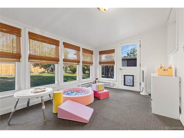 2260 Nome St, Aurora, CO 80010