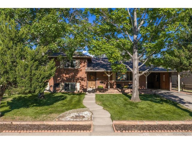 2260 Nome St, Aurora, CO 80010