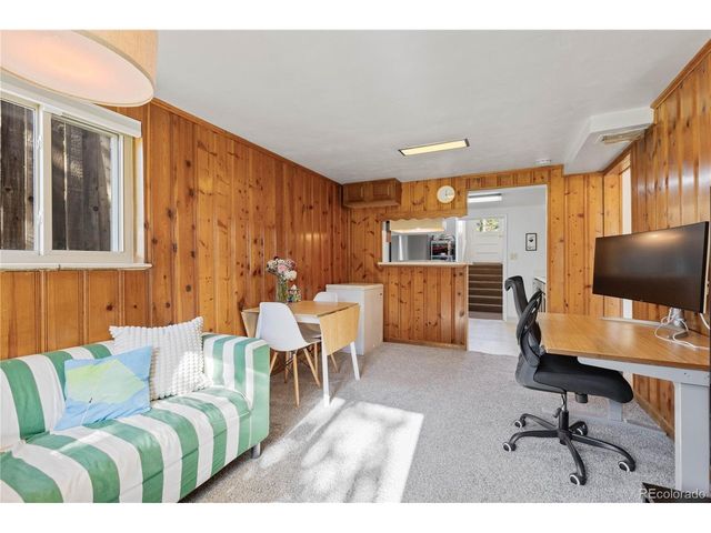 2260 Nome St, Aurora, CO 80010