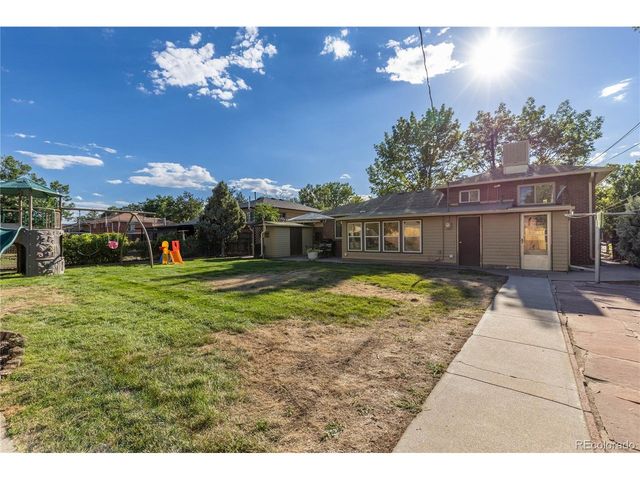 2260 Nome St, Aurora, CO 80010