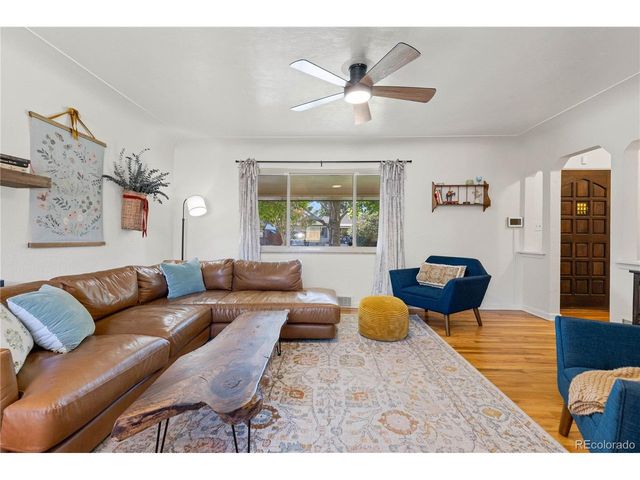 2260 Nome St, Aurora, CO 80010