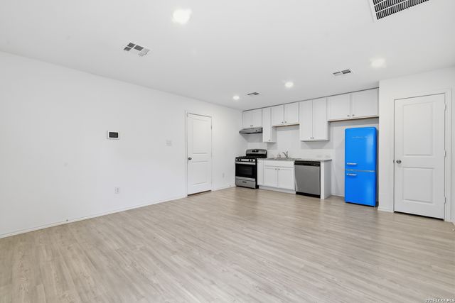 8159 Serro Medina, San Antonio, TX 78252