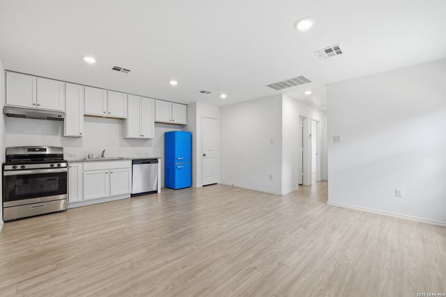 8159 Serro Medina, San Antonio, TX 78252