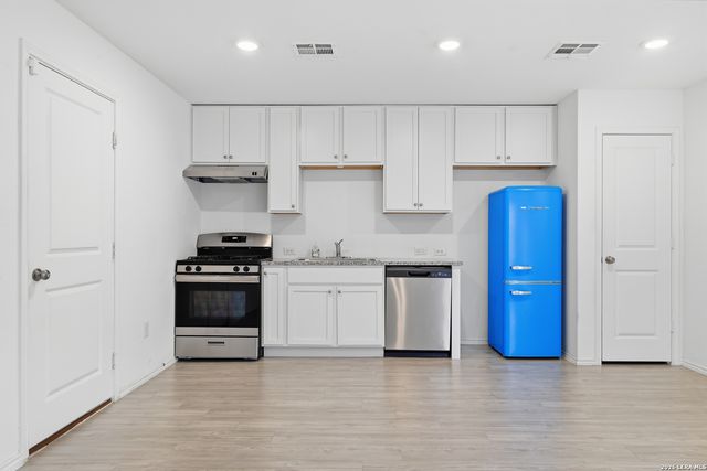 8159 Serro Medina, San Antonio, TX 78252