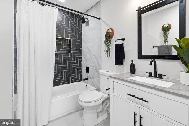 2237 MADISON AVE, Baltimore, MD 21217