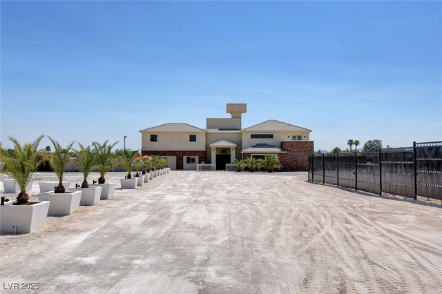 7590 Rancho Destino Road, Las Vegas, NV 89123