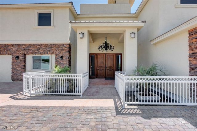 7590 Rancho Destino Road, Las Vegas, NV 89123