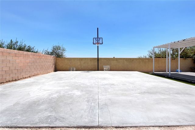 7590 Rancho Destino Road, Las Vegas, NV 89123