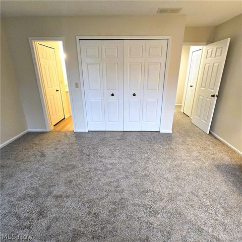 16400 Commons Oval, Strongsville, OH 44136