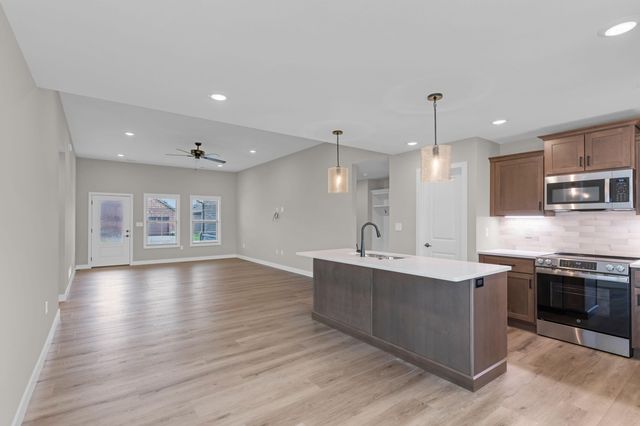 1808 WES MILLIGAN, Columbia, MO 65201