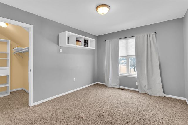 4009 Magnolia Parkway, Jackson, MI 49201