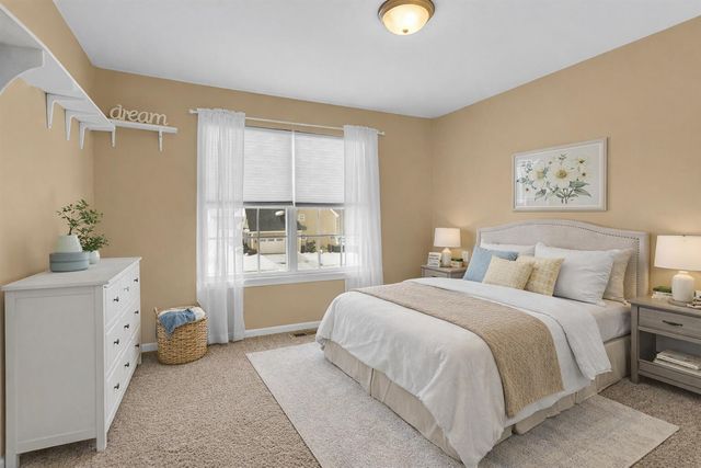 4009 Magnolia Parkway, Jackson, MI 49201