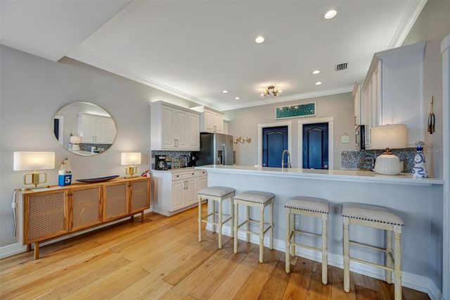 303 58TH STREET, Holmes Beach, FL 34217