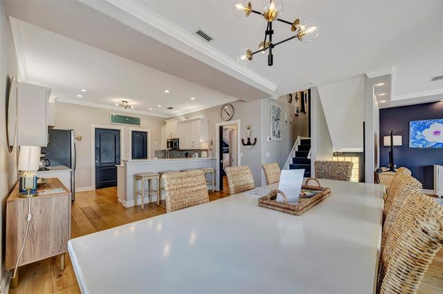 303 58TH STREET, Holmes Beach, FL 34217