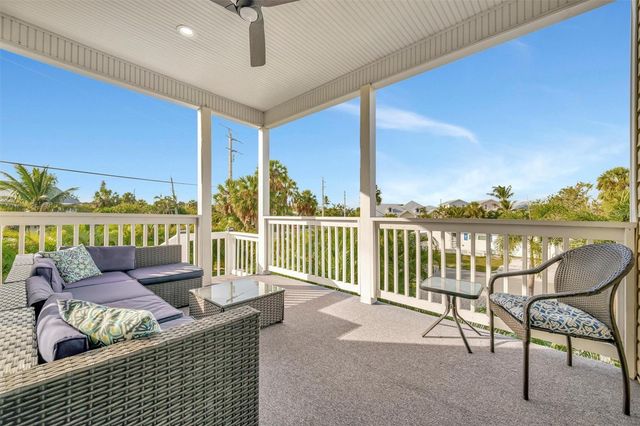 303 58TH STREET, Holmes Beach, FL 34217