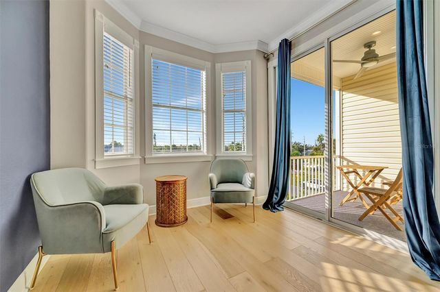 303 58TH STREET, Holmes Beach, FL 34217