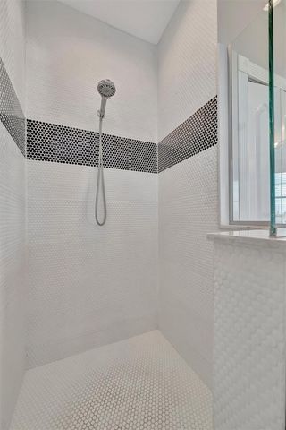 303 58TH STREET, Holmes Beach, FL 34217