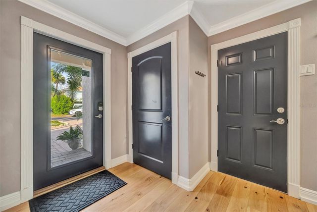 303 58TH STREET, Holmes Beach, FL 34217