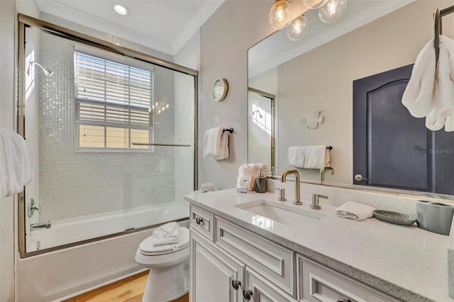 303 58TH STREET, Holmes Beach, FL 34217