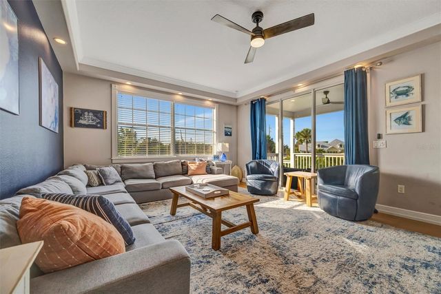 303 58TH STREET, Holmes Beach, FL 34217