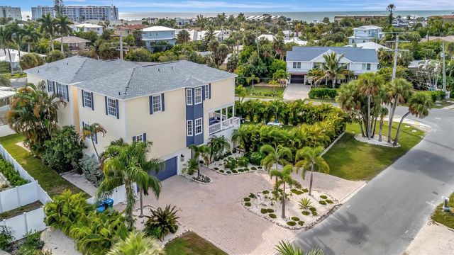 303 58TH STREET, Holmes Beach, FL 34217