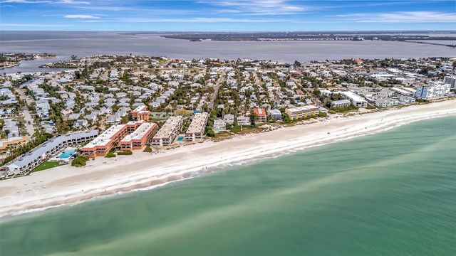 303 58TH STREET, Holmes Beach, FL 34217