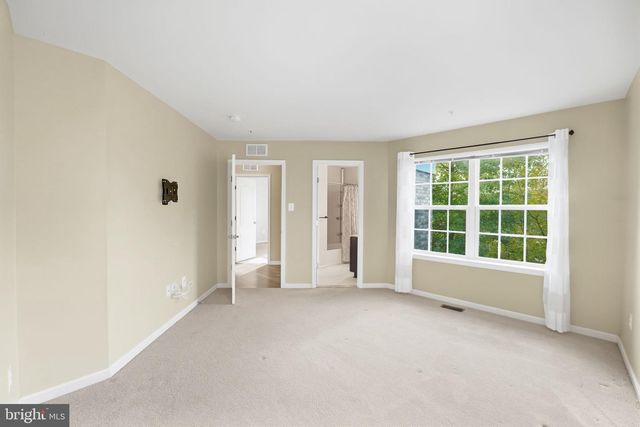 3012 LAKE FOREST DR, Upper Marlboro, MD 20774