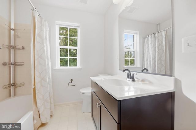3012 LAKE FOREST DR, Upper Marlboro, MD 20774