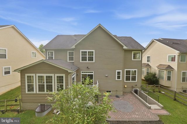 3012 LAKE FOREST DR, Upper Marlboro, MD 20774