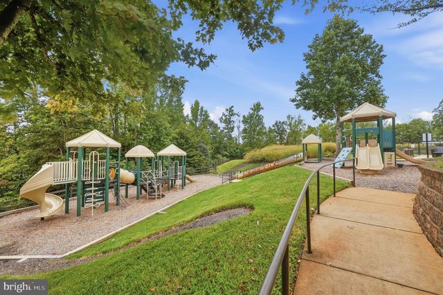 3012 LAKE FOREST DR, Upper Marlboro, MD 20774