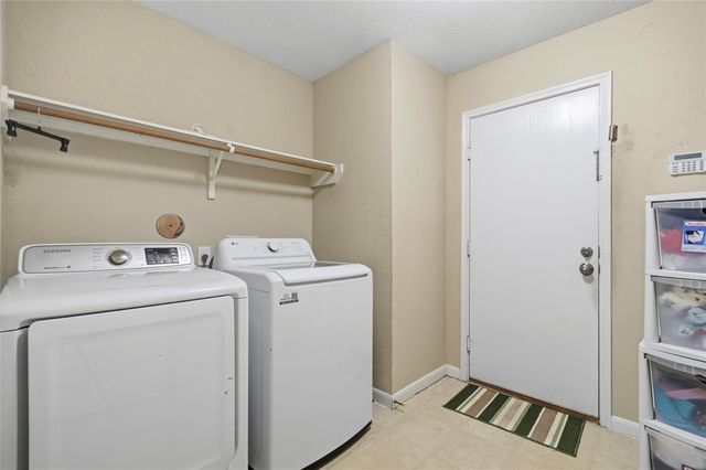 2727 Skyview Crest Court, Houston, TX 77047