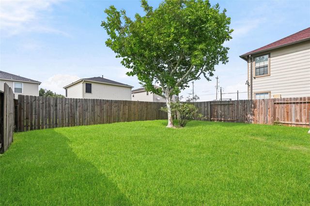 2727 Skyview Crest Court, Houston, TX 77047