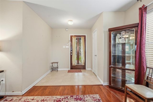 2727 Skyview Crest Court, Houston, TX 77047