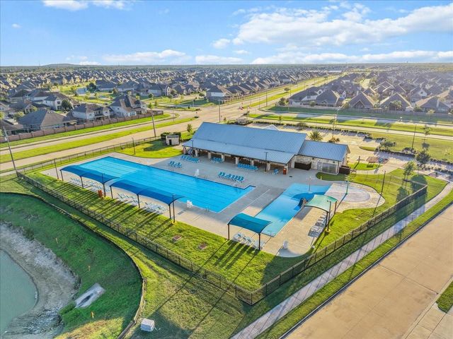 716 Westwood Drive, League City, TX 77573