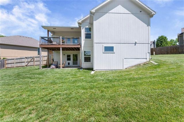 614 Caitlin Court, Excelsior Springs, MO 64024