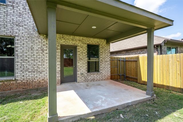 1148 Maplewood Lane, Crowley, TX 76036