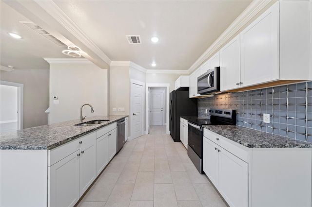 1148 Maplewood Lane, Crowley, TX 76036