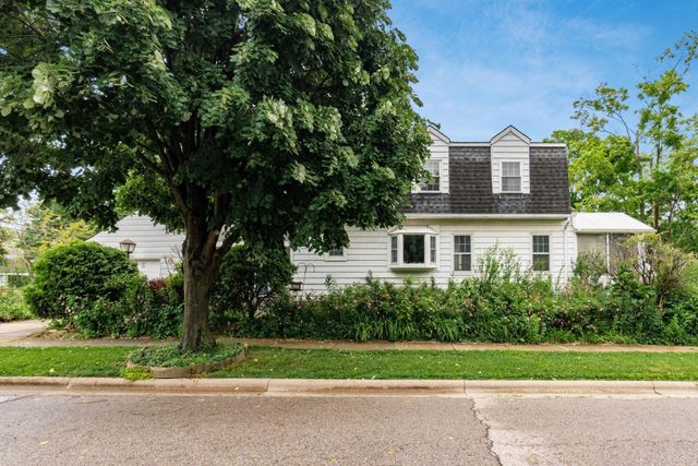 2748 Columbus Avenue, Bexley, OH 43209