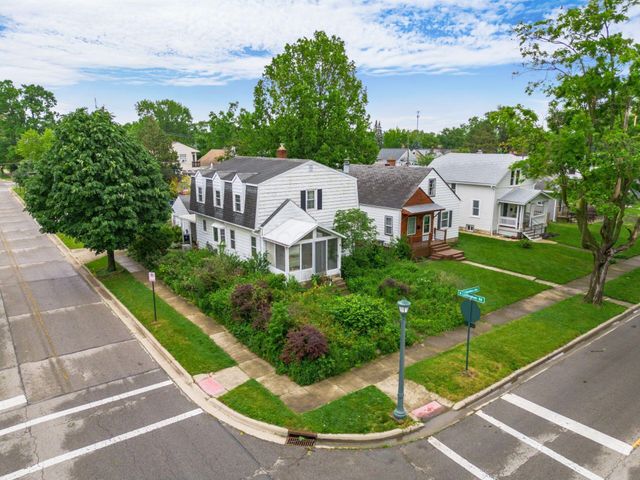 2748 Columbus Avenue, Bexley, OH 43209