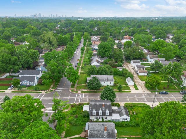 2748 Columbus Avenue, Bexley, OH 43209