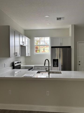 427 MADISON CIRCLE, Davenport, FL 33896