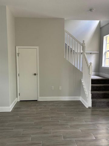 427 MADISON CIRCLE, Davenport, FL 33896